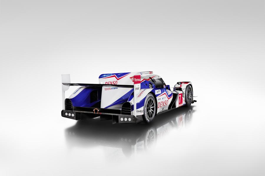  Toyota TS040 Hybrid 2014 года  (фото 26 из 55)
